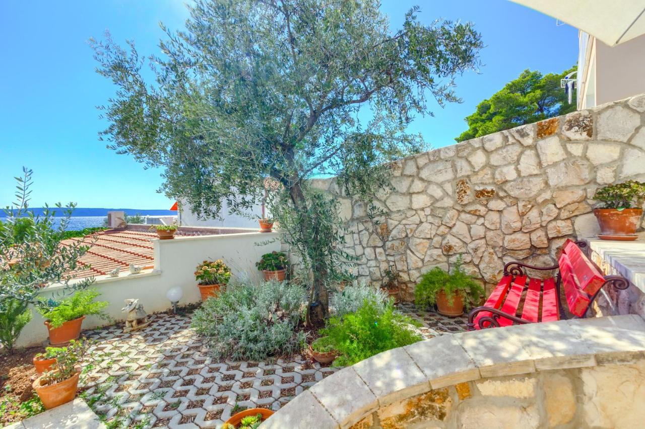 Apartments Meri Trogir Bagian luar foto