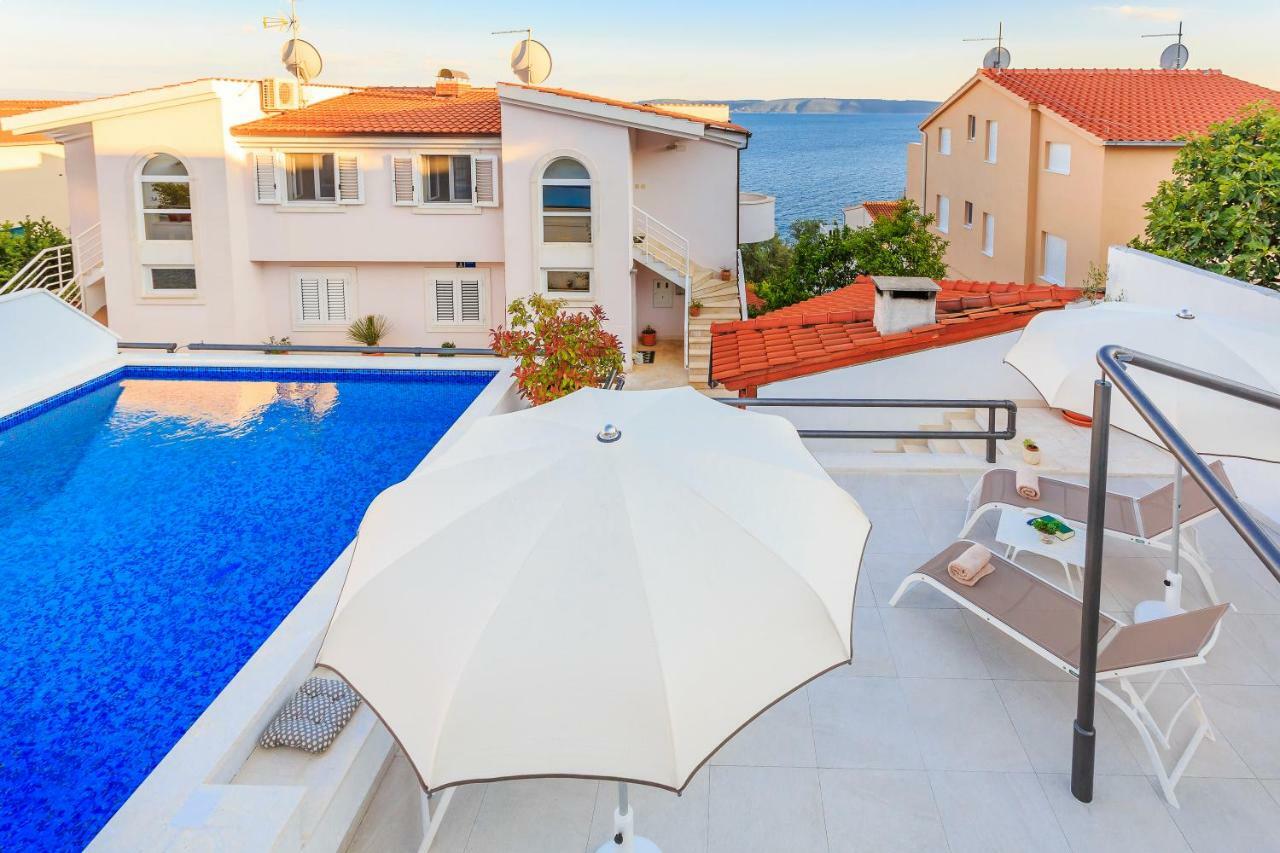 Apartments Meri Trogir Bagian luar foto