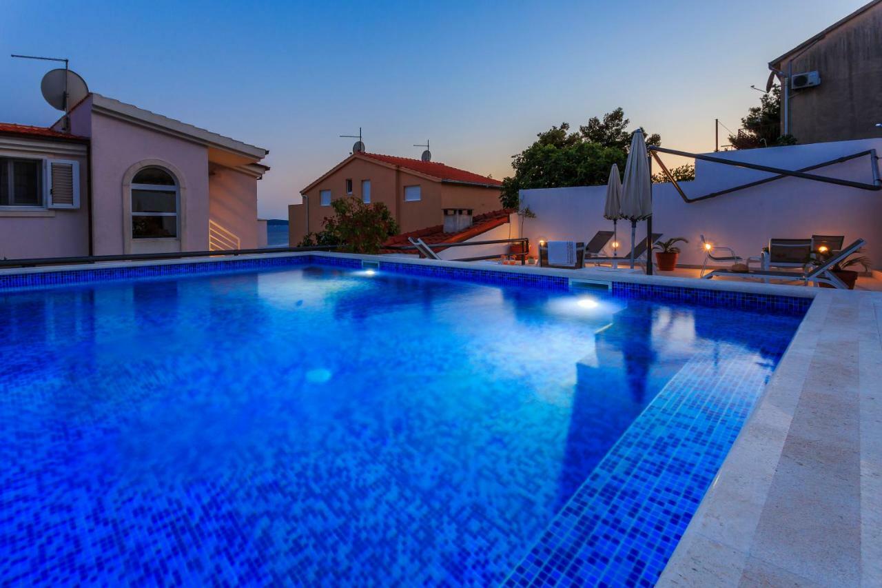 Apartments Meri Trogir Bagian luar foto